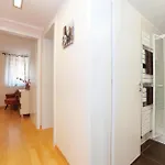 Lägenhet 2 Bedroom In *