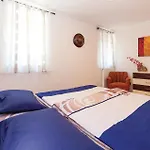 Lägenhet 2 Bedroom In Crikvenica