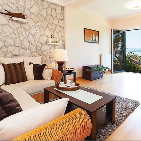 Appartamento 2 Bedroom In *
