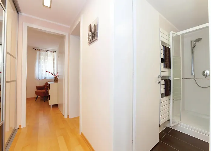 Apartamento 2 Bedroom In *
