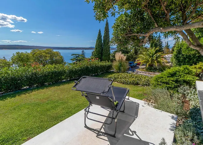 2 Bedroom In * Crikvenica