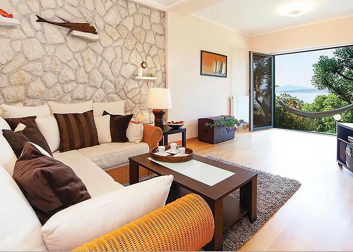 Apartamento 2 Bedroom In *