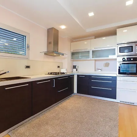 2 Bedroom In Apartman *