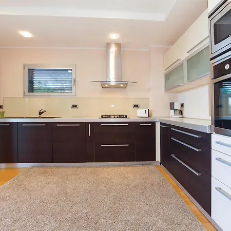 2 Bedroom In