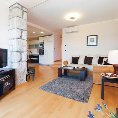 2 Bedroom In
