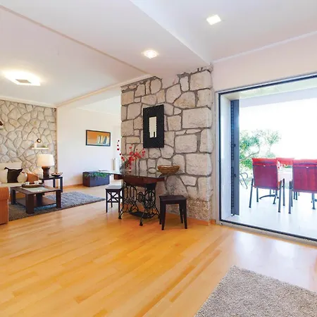 2 Bedroom In Apartman *