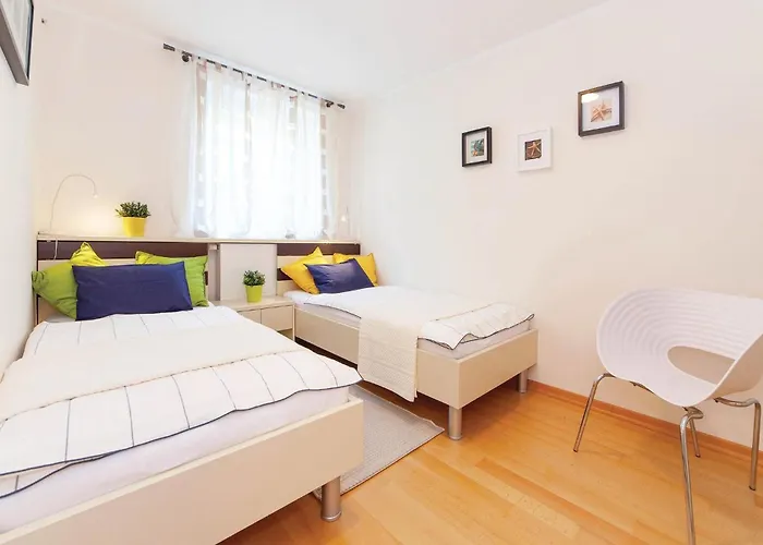2 Bedroom In