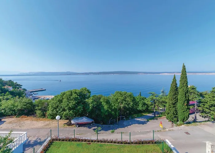 2 Bedroom In * Crikvenica